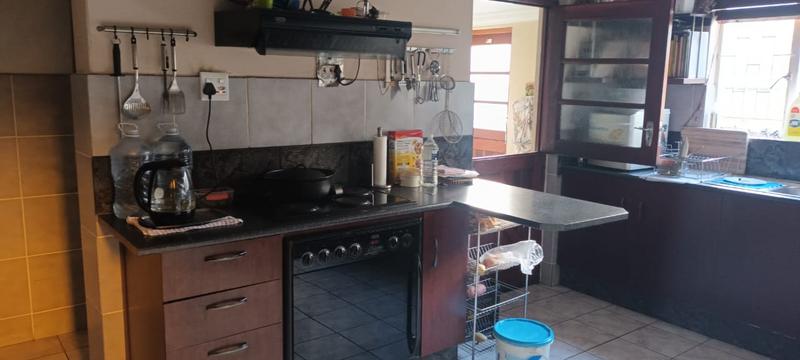 4 Bedroom Property for Sale in Bellair Western Cape